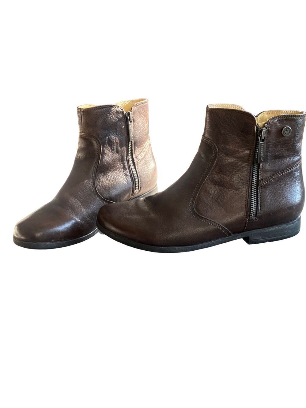 Bussola Madeira leather
ankle boots cobblestone sz 40 (9-9.5)